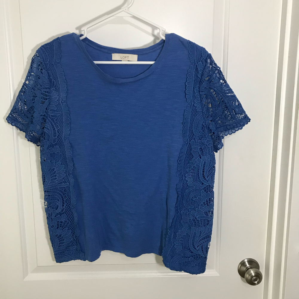 Loft  Blue Cotton  Top with Short Lace Sleeves Large